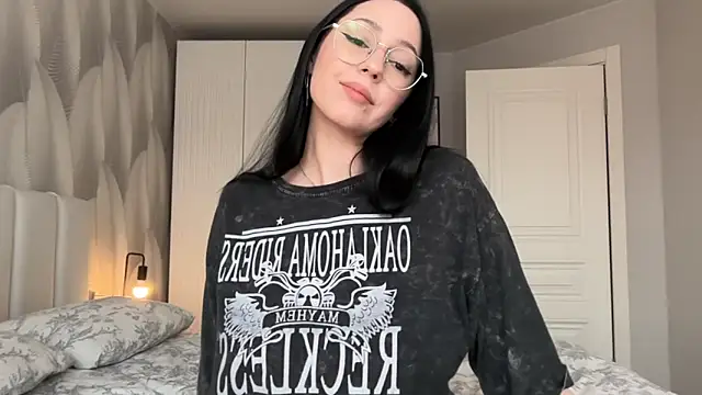 MiroslavaLime online show from March 21, 8:30 am