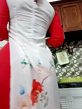    Erin    online show from February 7, 2:59 am