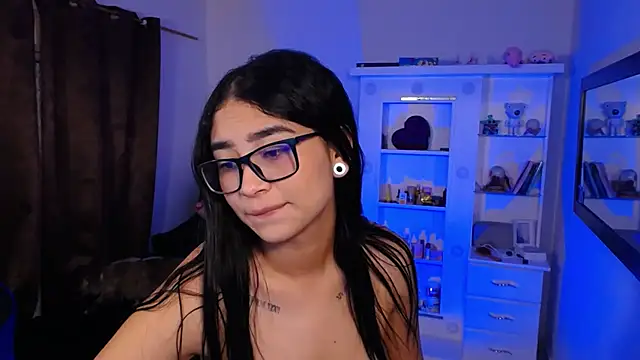 thalia 066 online show from October 1, 11:37 am