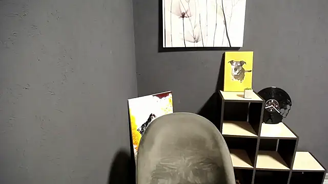 lady olivia  online show from October 17, 4:10 pm