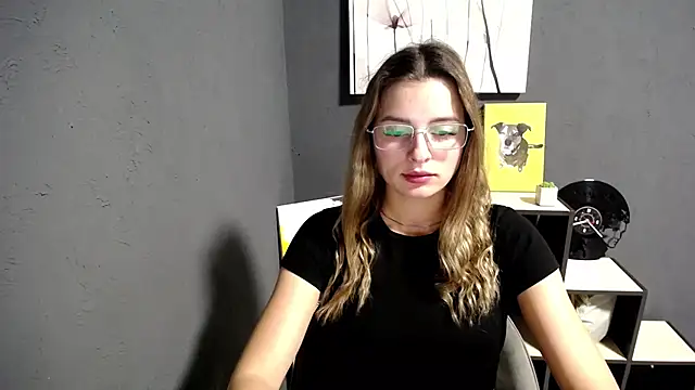 lady olivia  online show from September 19, 4:39 pm