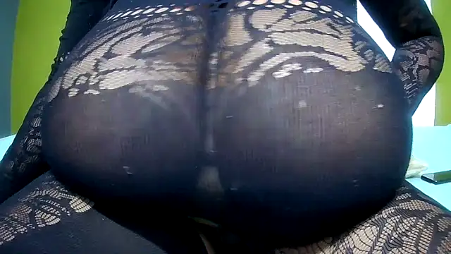 Queenboobs61 online show from April 20, 7:00 am
