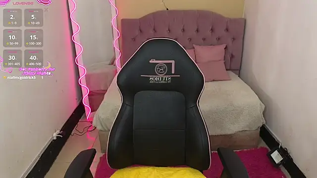 Chiara tay online show from November 20, 2:45 am