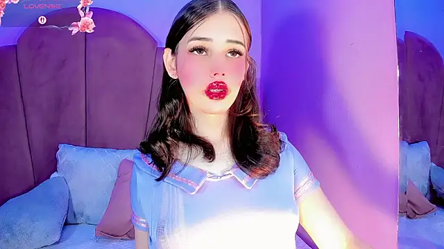 ValeriaAguilar online show from March 27, 9:15 pm