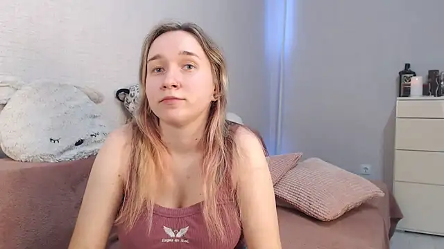 lovely hayley online show from November 15, 10:11 pm