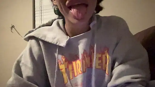 myloveforyouu online show from April 1, 4:02 am