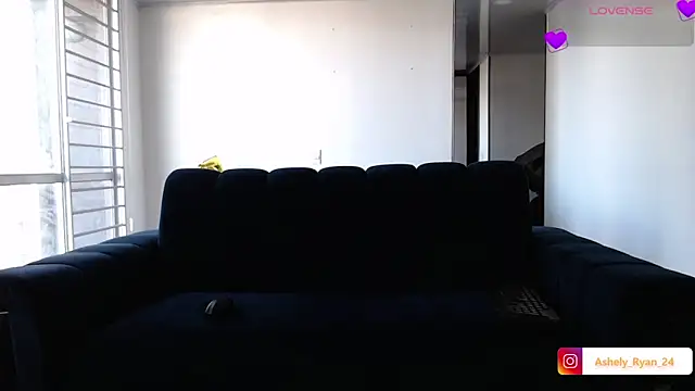 ashely ryan24 online show from November 7, 9:31 pm