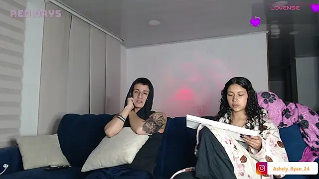 ashely ryan24 online show from September 23, 12:09 am