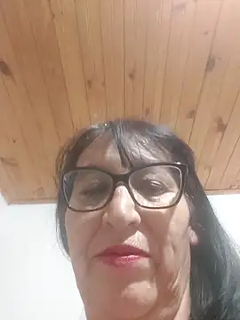 clarita 01 online show from April 1, 12:33 am