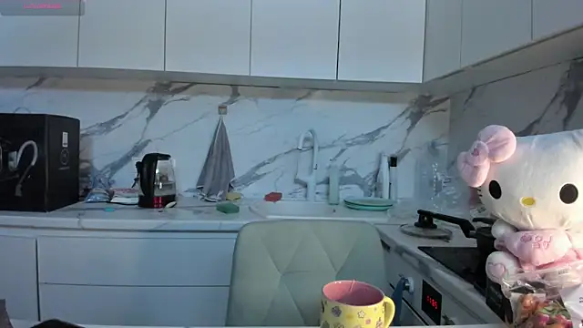 Ayesha Thebestt online show from February 26, 6:01 am