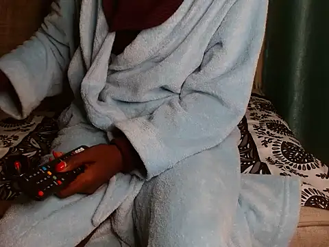 lavishh linds online show from November 1, 8:18 am