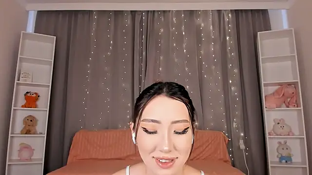 tinki winkii online show from November 21, 8:16 am