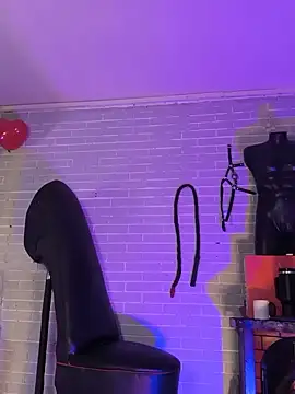 elizatexx online show from May 27, 4:09 am