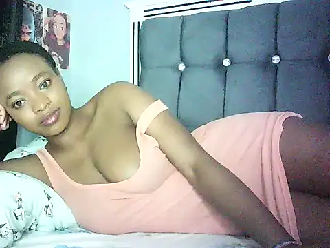 Cryaluna online show from May 12, 9:17 am