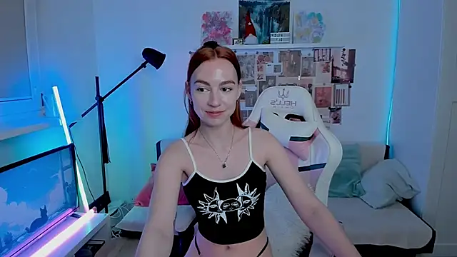 Mia Madden online show from February 14, 2:13 am