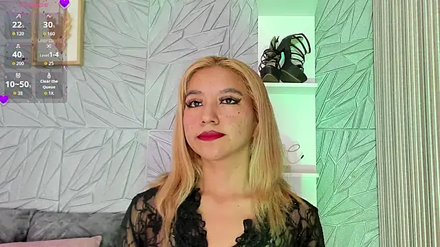 agatadelphine online show from October 17, 1:03 pm