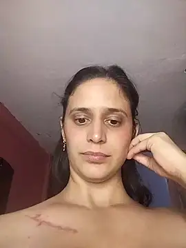 Catalinacandela online show from April 19, 6:10 pm