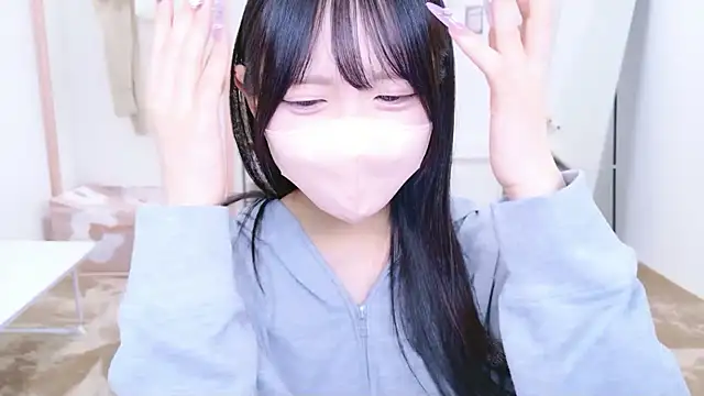 Suzu ch xx online show from September 23, 1:09 pm