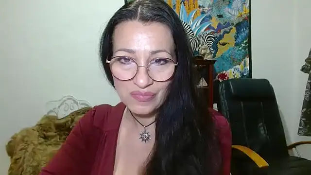 KeisyNeonX online show from April 1, 7:00 pm