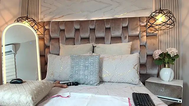 JenSexy  online show from February 4, 8:12 pm