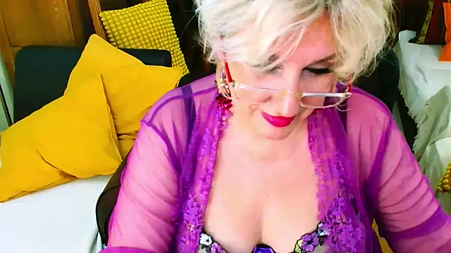 GattonaBiondona online show from September 12, 8:45 am