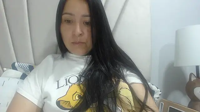 naughthyany16 online show from January 10, 8:41 am