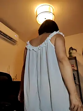 Ramona Flower online show from October 9, 1:10 am