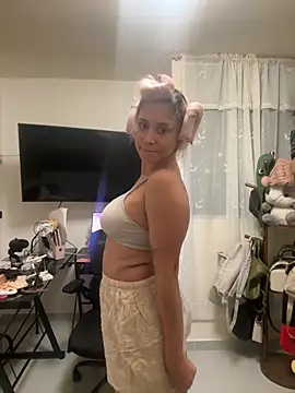 Ramona Flower online show from October 30, 11:06 pm