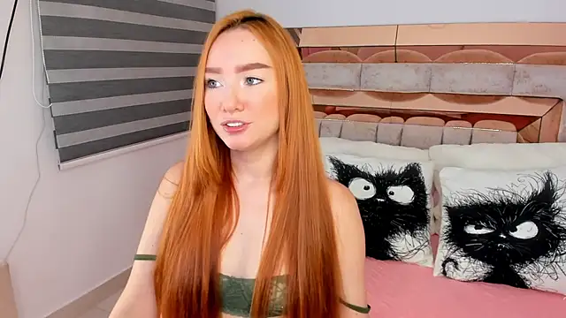 CamiiLovers online show from December 3, 2:25 am