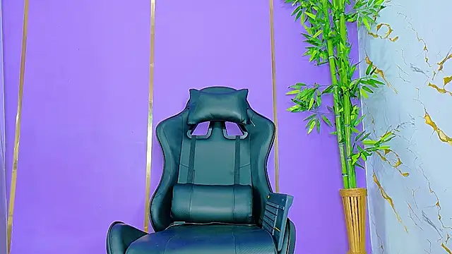 scarlet-jonesx online show from October 12, 7:16 pm