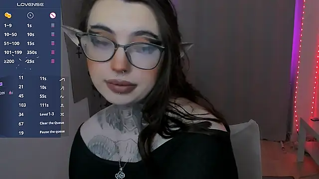 Dixi Pixi  online show from November 13, 5:50 am