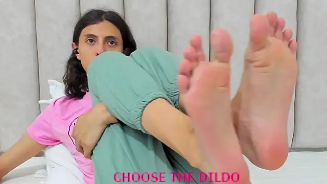 FreyaMoller online show from September 27, 6:59 pm