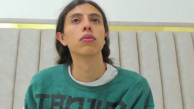 FreyaMoller online show from March 26, 7:15 pm