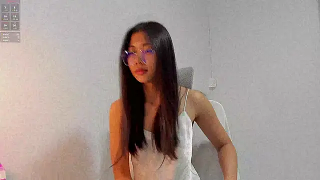 Cee chalynn online show from October 10, 2:44 pm