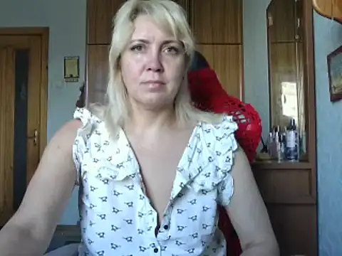 IrinaB1 online show from June 11, 5:04 am