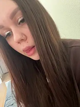 Marylallka5 online show from February 5, 7:00 am