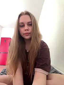 Marylallka5 online show from April 6, 2:18 pm