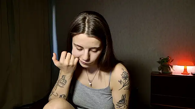 MazzyDoll online show from March 6, 9:26 am