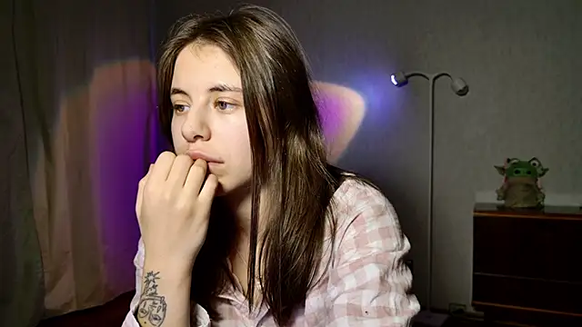 MazzyDoll online show from March 1, 4:45 am