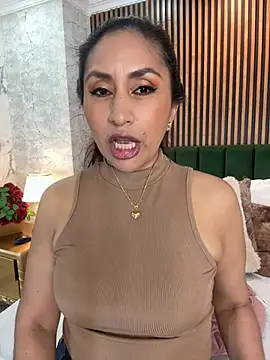 MonicaMoret online show from February 18, 12:48 pm