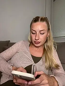 belle98 online show from July 21, 1:23 pm