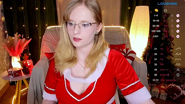 Aemilia  online show from December 21, 6:17 am