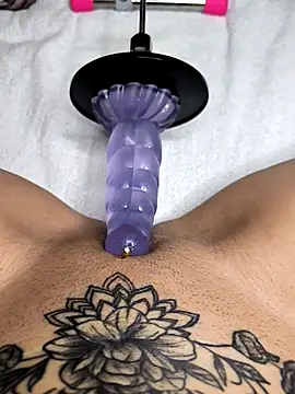 Linalicious online show from January 7, 1:25 pm