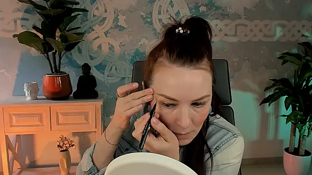 VandaRossi online show from September 22, 8:24 am