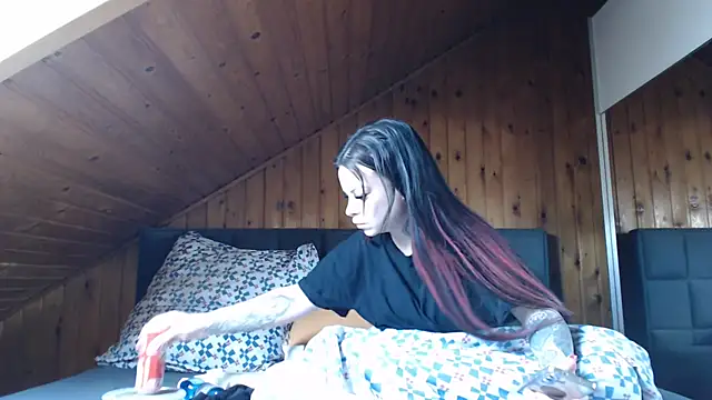 BoeseMoni1998 online show from February 28, 9:31 am