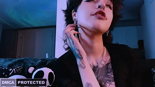 NaughtyLittleFox online show from February 5, 2:47 am