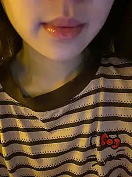 minmin2kk5 online show from March 11, 1:54 am