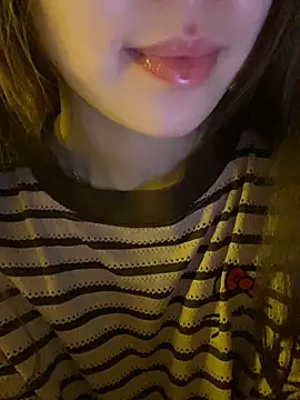 minmin2kk5 online show from February 26, 3:44 pm