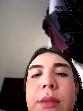 saracaball  online show from December 4, 1:30 am