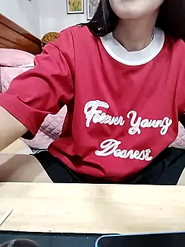 cream1299 online show from September 22, 12:36 pm